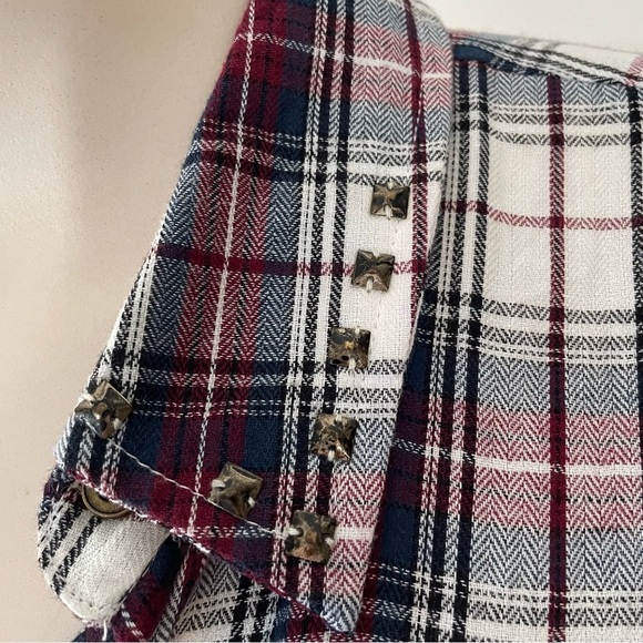 Lola P Studded Western Cowgirl Shirt Plaid Flannel Grunge 100% Cotton Size Large - Picture 6 of 9